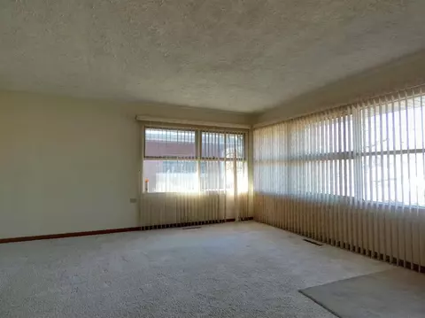 6511 Ash Pl, Gary, IN 46403 photo 2