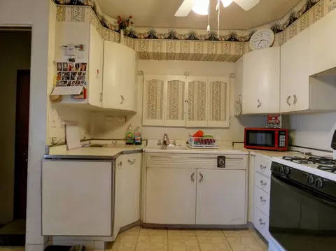 6511 Ash Pl, Gary, IN 46403 photo 5