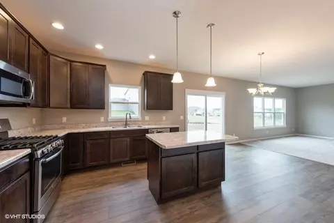 2306 Dowling St, Valparaiso, IN 46385 photo 7