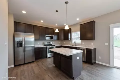 2306 Dowling St, Valparaiso, IN 46385 photo 6