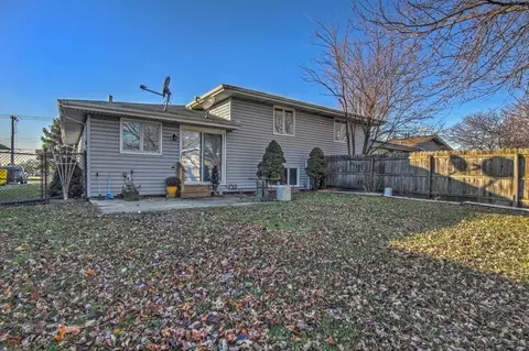 835 N Wiggs St, Griffith, IN 46319 photo 13