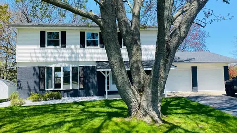 3120 Devonshire Cir, Crown Point, IN 46307 photo 4
