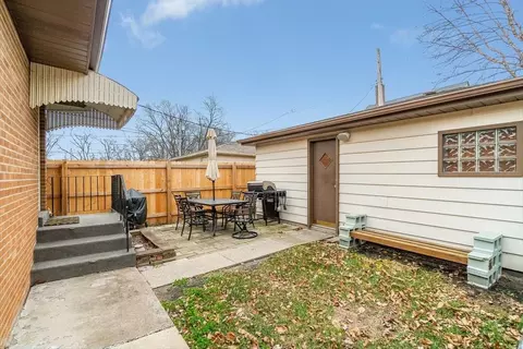 306 Broadmoor Ave, Munster, IN 46321 photo 5