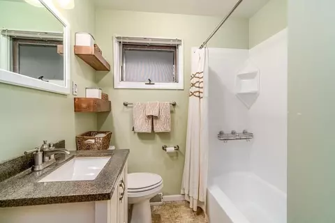 306 Broadmoor Ave, Munster, IN 46321 photo 10