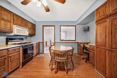 1213 Tuckahoe Pl #1B, Munster, IN 46321 photo 8