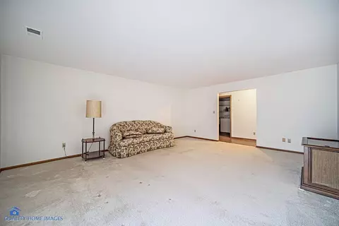 1213 Tuckahoe Pl #1B, Munster, IN 46321 photo 2