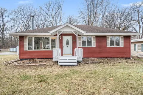 4612 Ralston Pl, Griffith, IN 46319 photo 2