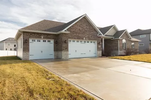 9761 Meadow Rose Ln, Saint John, IN 46373 photo 2