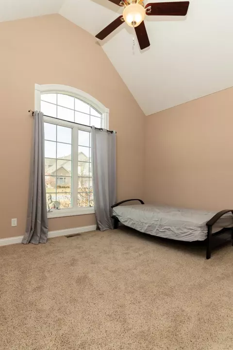 9761 Meadow Rose Ln, Saint John, IN 46373 photo 22