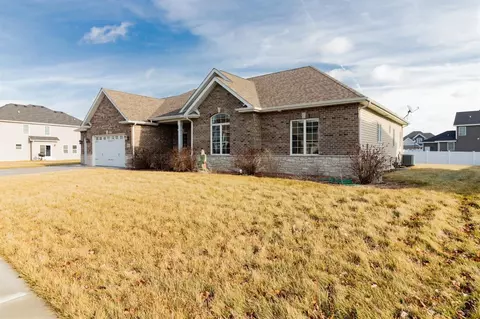 9761 Meadow Rose Ln, Saint John, IN 46373 photo 34