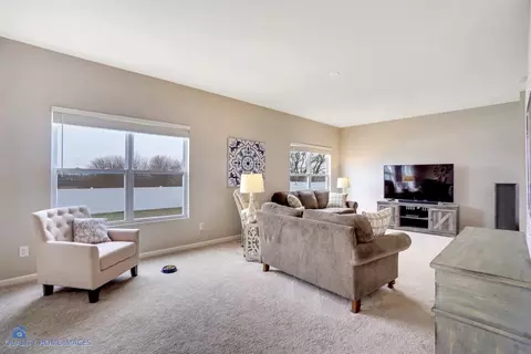17076 Ben Franklin Dr, Lowell, IN 46356 photo 4