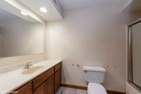 8993 Pineview Ln, Crown Point, IN 46307 photo 10