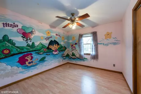 8993 Pineview Ln, Crown Point, IN 46307 photo 8