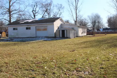 208 W Walnut St, Morocco, IN 47963 photo 32
