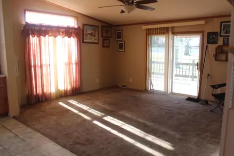 208 W Walnut St, Morocco, IN 47963 photo 8