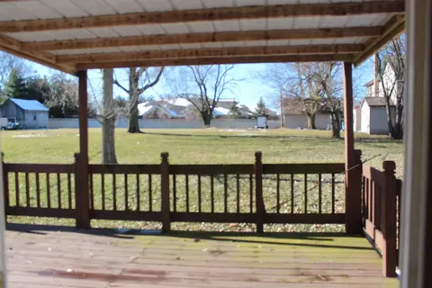208 W Walnut St, Morocco, IN 47963 photo 9