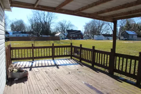 208 W Walnut St, Morocco, IN 47963 photo 10