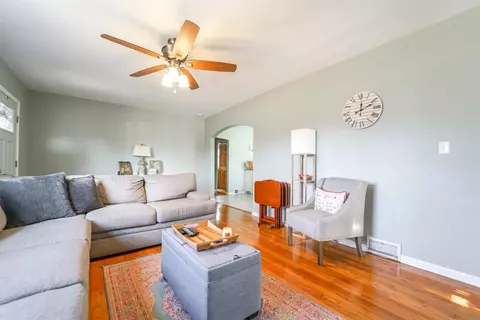 309 N Lafayette St, Griffith, IN 46319 photo 17