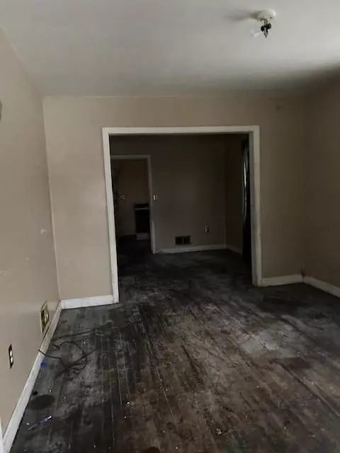 2336 Delaware St, Gary, IN 46407 photo 5