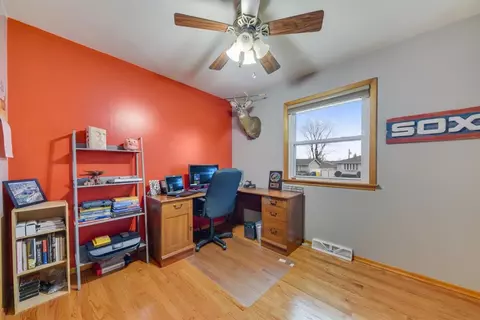 925 W Pine Pl, Griffith, IN 46319 photo 18
