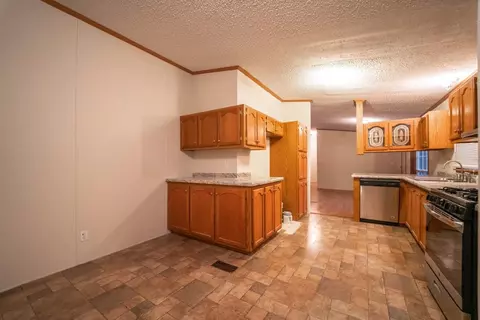 237 E South St, Wheatfield, IN 46392 photo 4