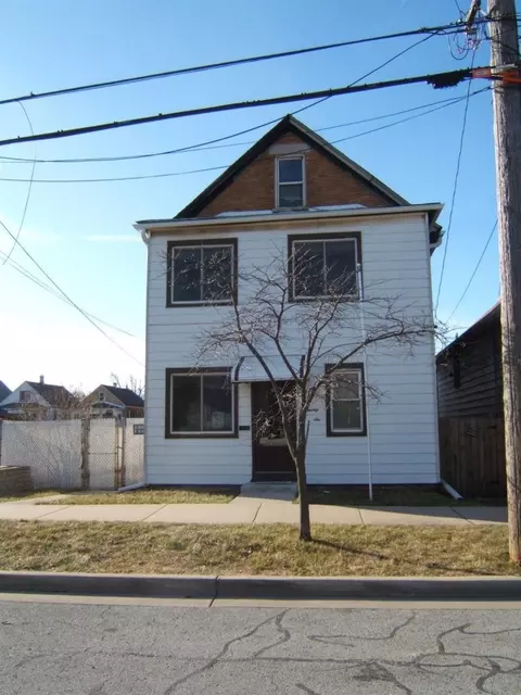 2426 Schrage Ave, Whiting, IN 46394 photo 1