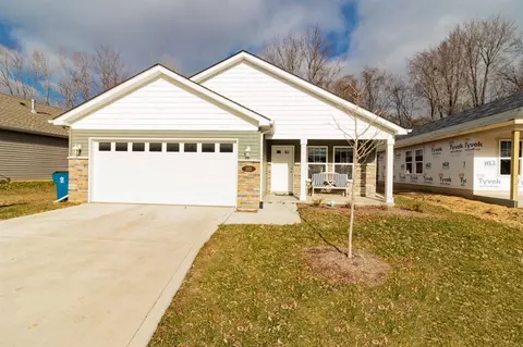 102 Emerald Dr, Porter, IN 46304 photo 1