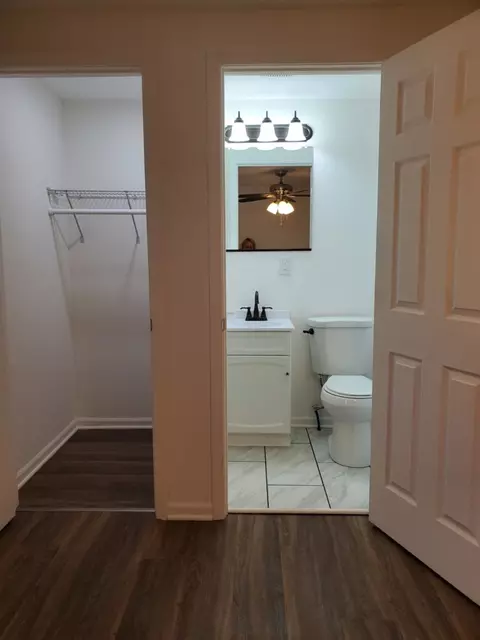 144 E Washington Ave, New Chicago, IN 46342 photo 7