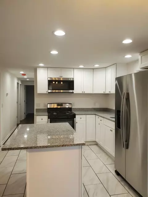 144 E Washington Ave, New Chicago, IN 46342 photo 3