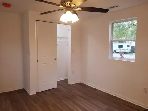 144 E Washington Ave, New Chicago, IN 46342 photo 11