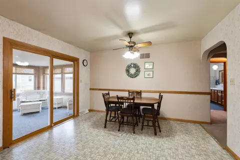 242 Carnation St, Dyer, IN 46311 photo 8