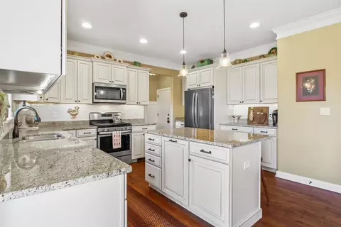 9790 Hibiscus Ln, Saint John, IN 46373 photo 3
