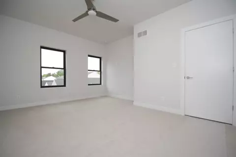 285 Nomo Pl, Crown Point, IN 46307 photo 8