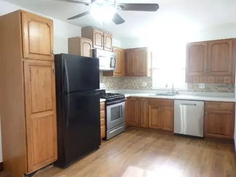 1008 N Dwiggins St, Griffith, IN 46319 photo 5