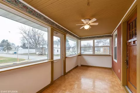 202 E Beam St, Porter, IN 46304 photo 2