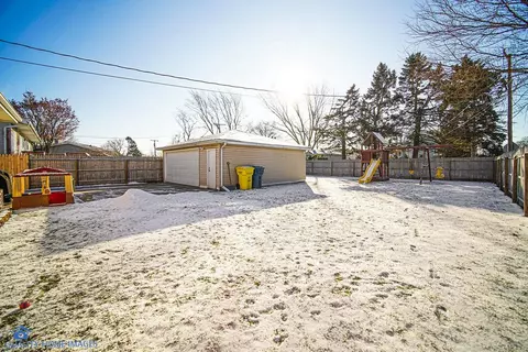 1003 W Pine Pl, Griffith, IN 46319 photo 18