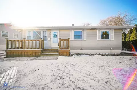 1003 W Pine Pl, Griffith, IN 46319 photo 2