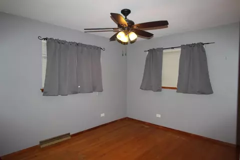 211 N Colfax St, Griffith, IN 46319 photo 8