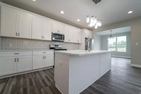1820 W Ash St, Griffith, IN 46319 photo 2