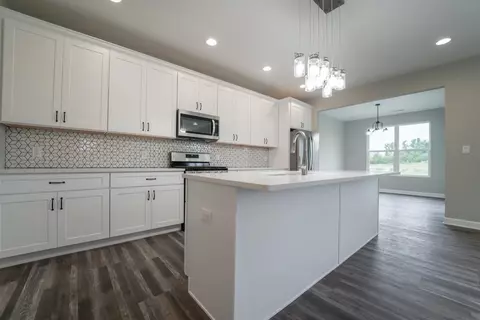 1820 W Ash St, Griffith, IN 46319 photo 2
