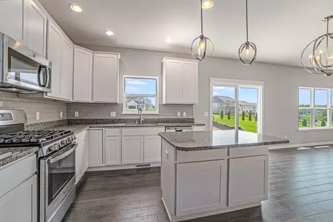 2302 Dowling St, Valparaiso, IN 46385 photo 7