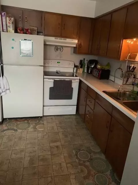 2864 Blake Rd, Portage, IN 46368 photo 3
