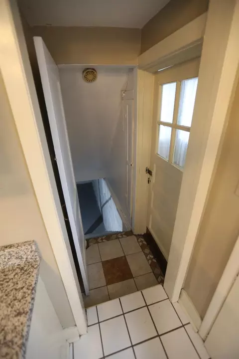 229 Locust St, Hammond, IN 46324 photo 31