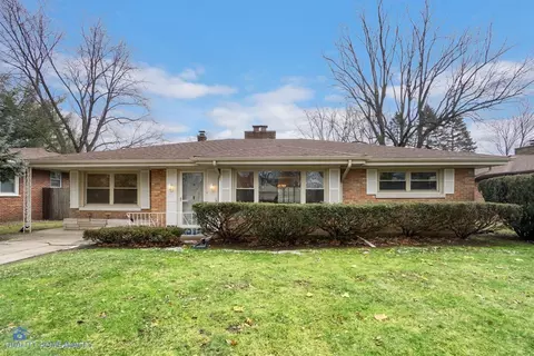 8331 Baring Ave, Munster, IN 46321 photo 1
