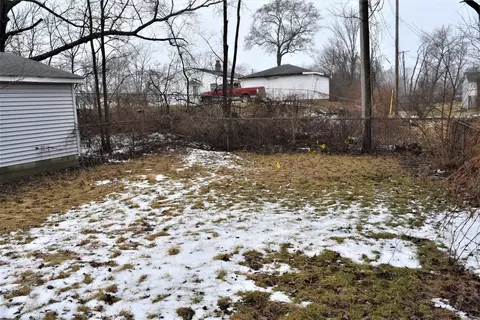 5634 E 13th Pl, Gary, IN 46403 photo 17
