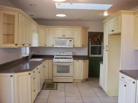 233 Carnation St, Dyer, IN 46311 photo 5