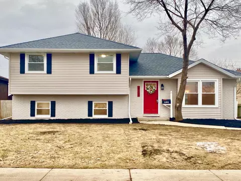 813 N Ernest St, Griffith, IN 46319 photo 1