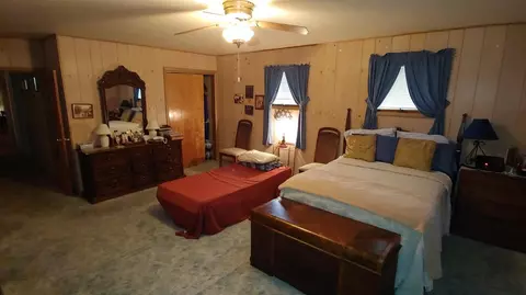 2055 Monroe Ln, Gary, IN 46407 photo 9