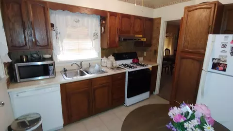 2055 Monroe Ln, Gary, IN 46407 photo 7