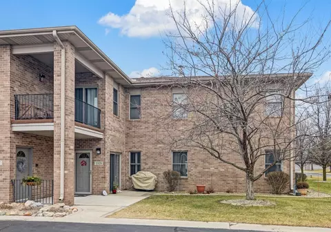 1375 Prairie Dr, Crown Point, IN 46307 photo 1